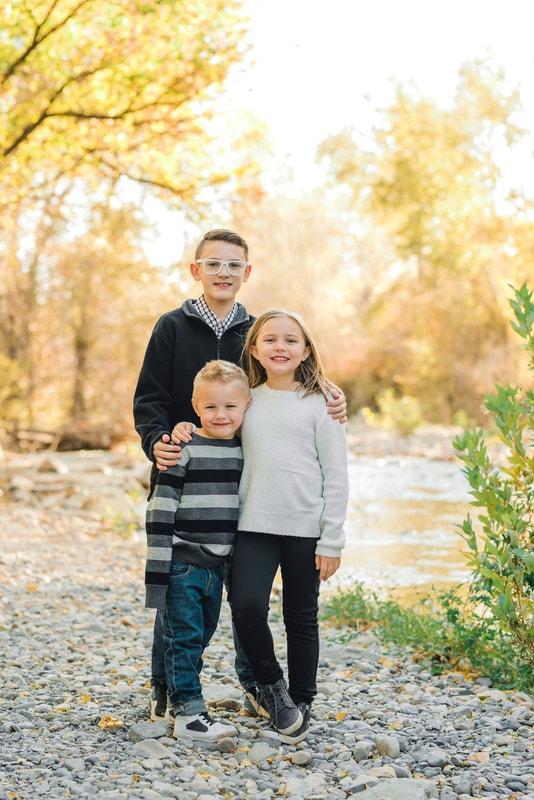 Fall family photos in Highland Glen Park, Utah