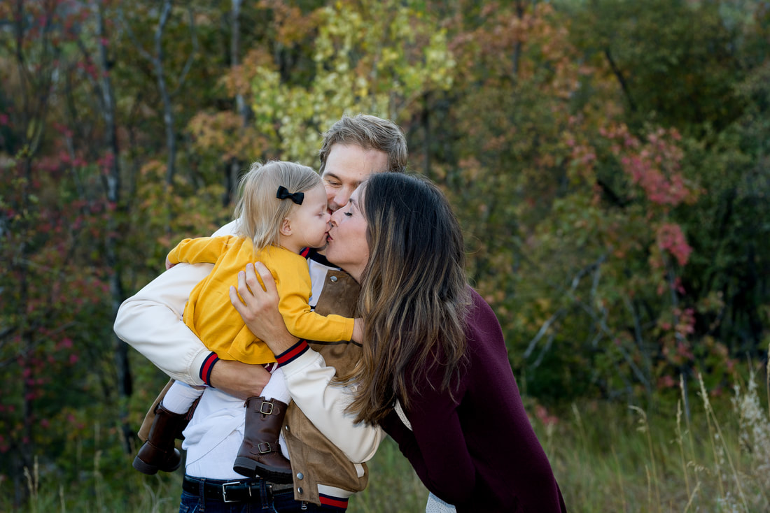 Beautiful family pictures up Provo Canyon near Sundance and Aspen Grove in the fall and autumn colors by Flying Gull Photography